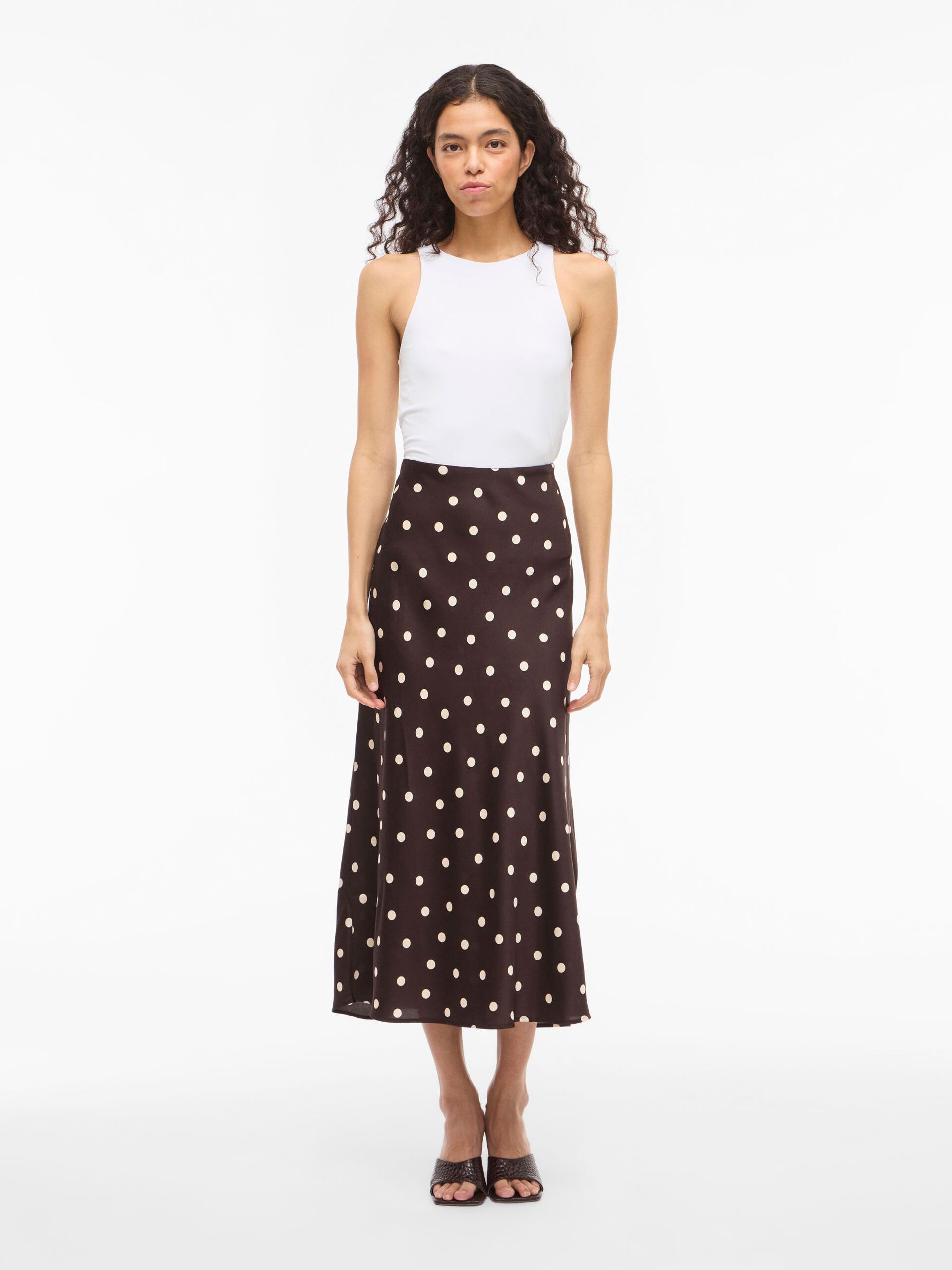 Vielette High Waisted Maxi Skirt (Sandshell/Coffee Bean)