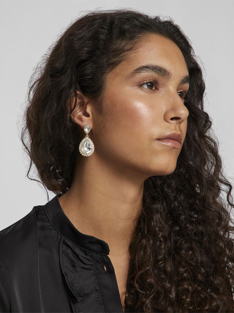 MACY DROP EARRINGS (CLOUD DANCER)