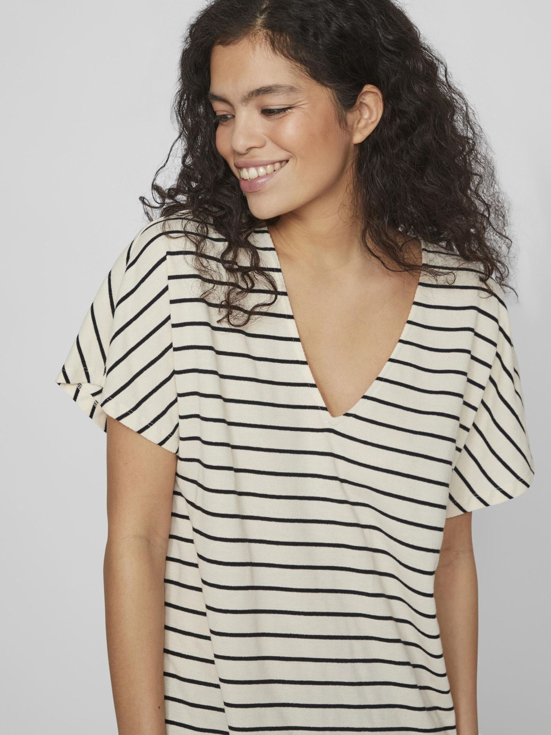 Vialo Short Sleeve Midi Dress (Birch/ Black)