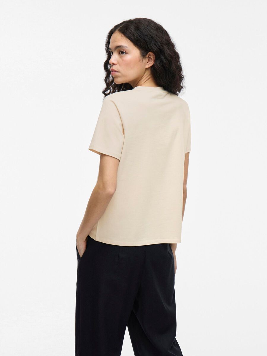 Beata T-Shirt (Birch/Embroidered)