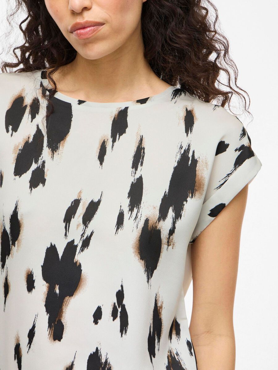 Evanne Satin Top (Birch/COI)