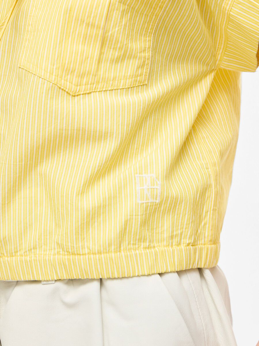 Veda Sleeveless Shirt (Freesia/Cloud Dancer)