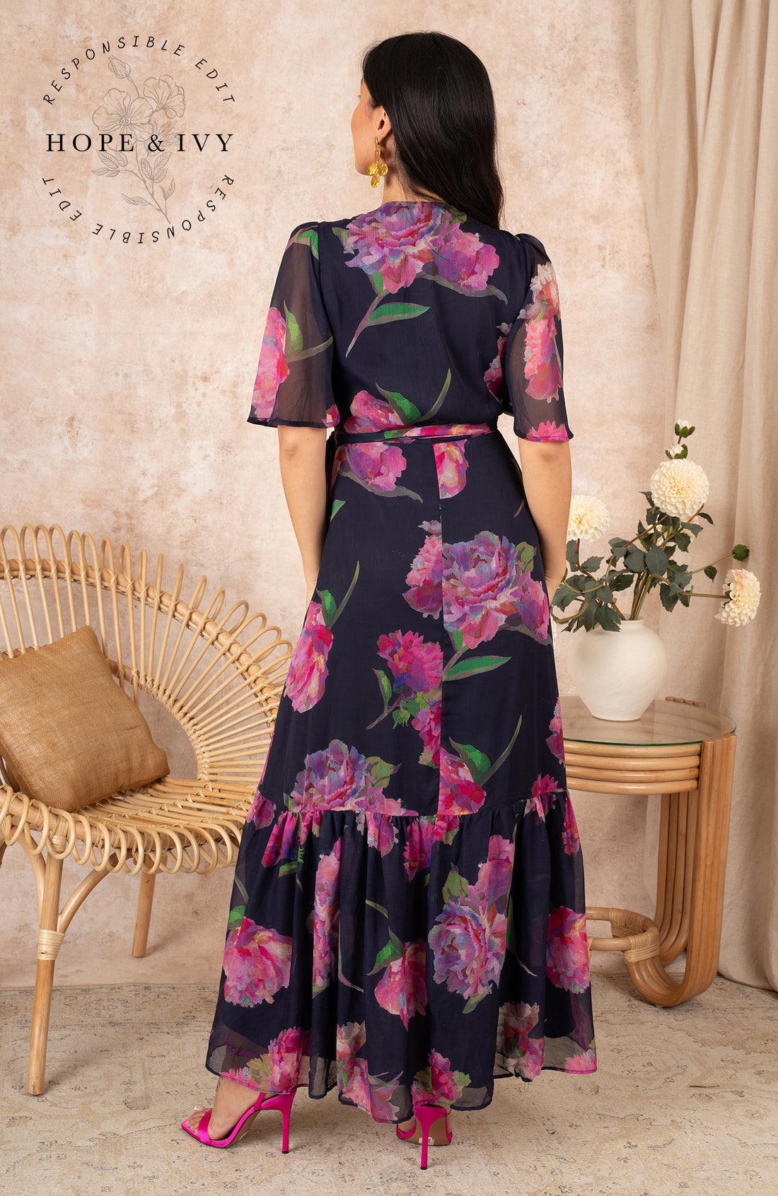 THE ASHIA FLUTTER SLEEVE MAXI WRAP DRESS (NAVY/PINK) CURVE
