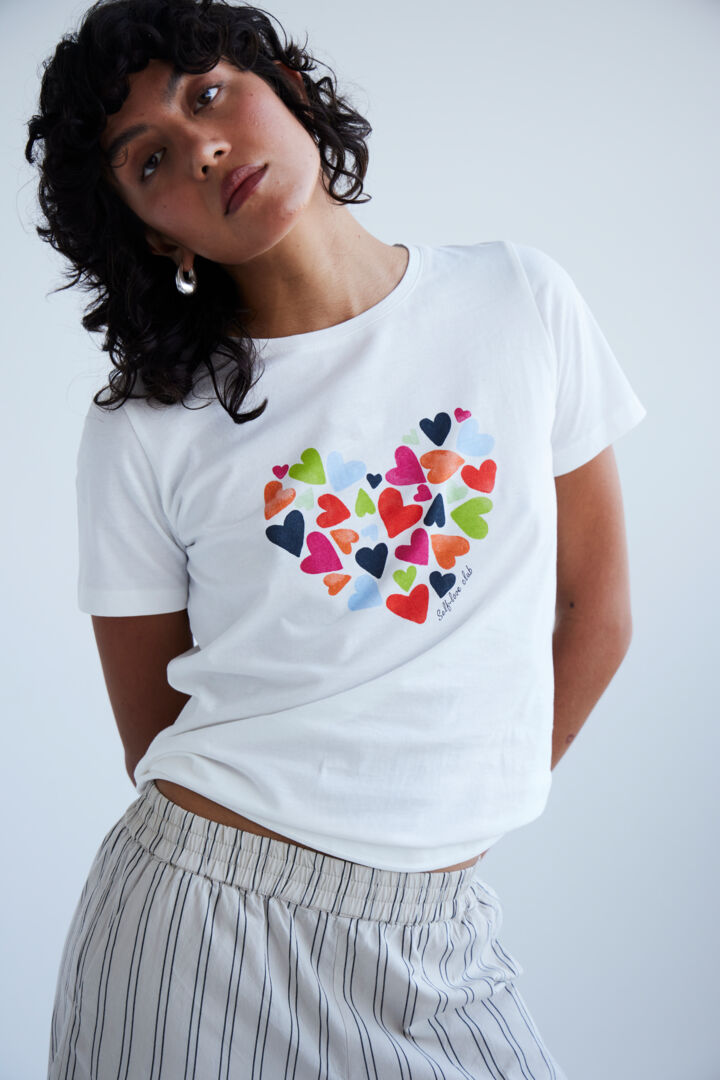 Hossi Hearts T-Shirt (Cloud Dancer)
