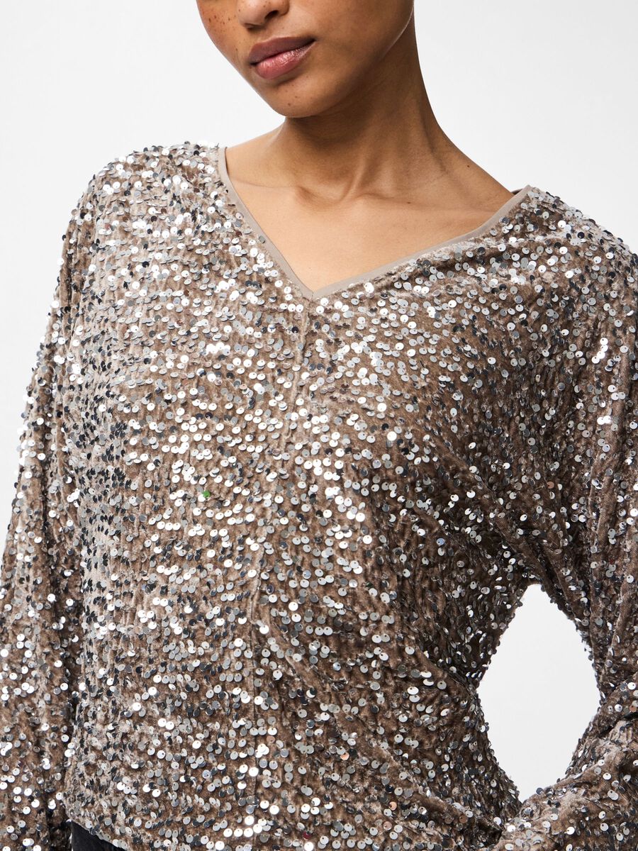 Kassey Sequin V-Neck Top (Morel/Silver)