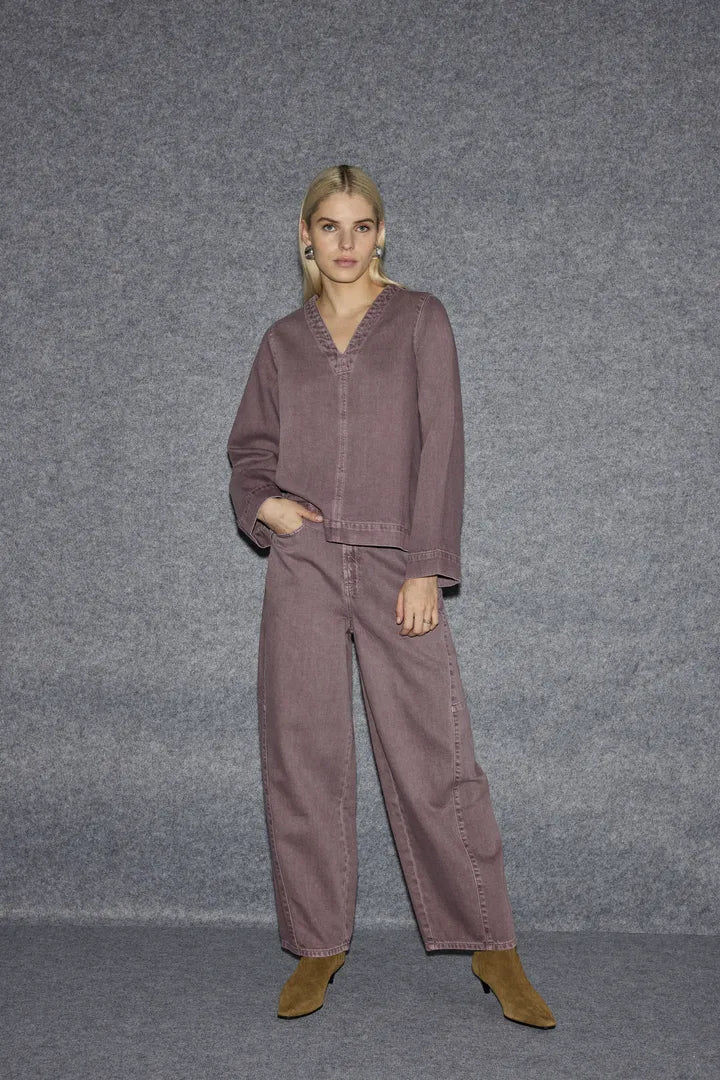 Leah Barrel Leg Jeans (Ruby Wine)