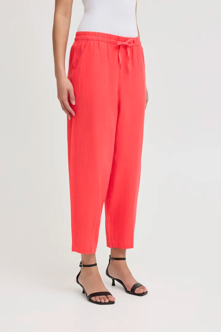 Hanna Crop Barrel Leg Pants (Geranium)