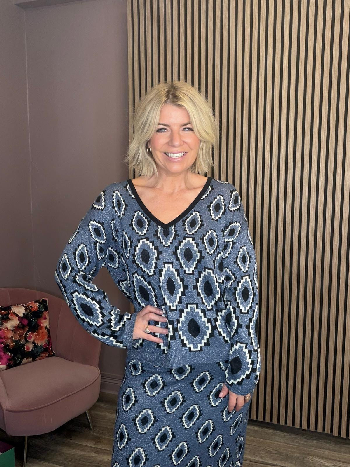 Carolinn Knit V-Neck Jumper (Vintage Indigo/Birch)