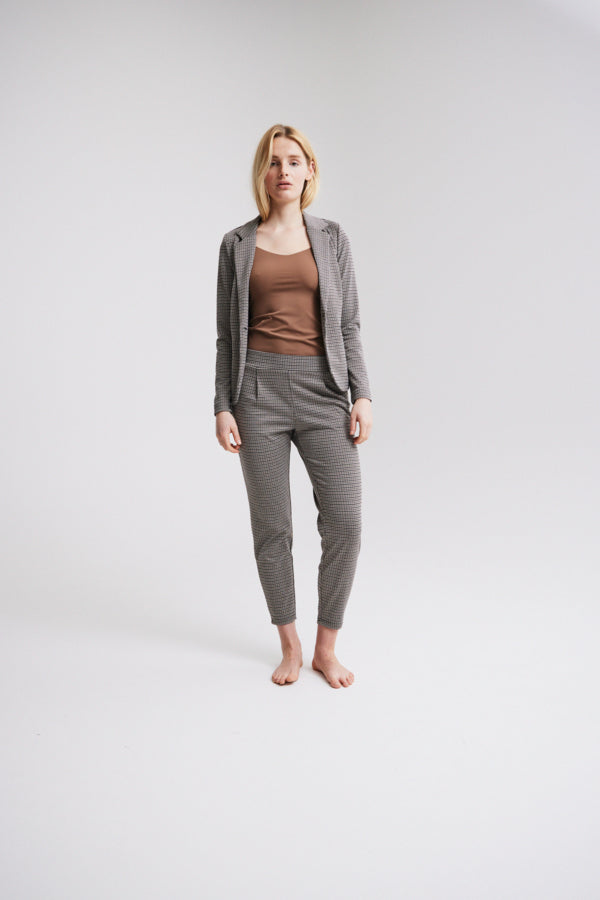 KATE PLAID BLAZER (SAND)