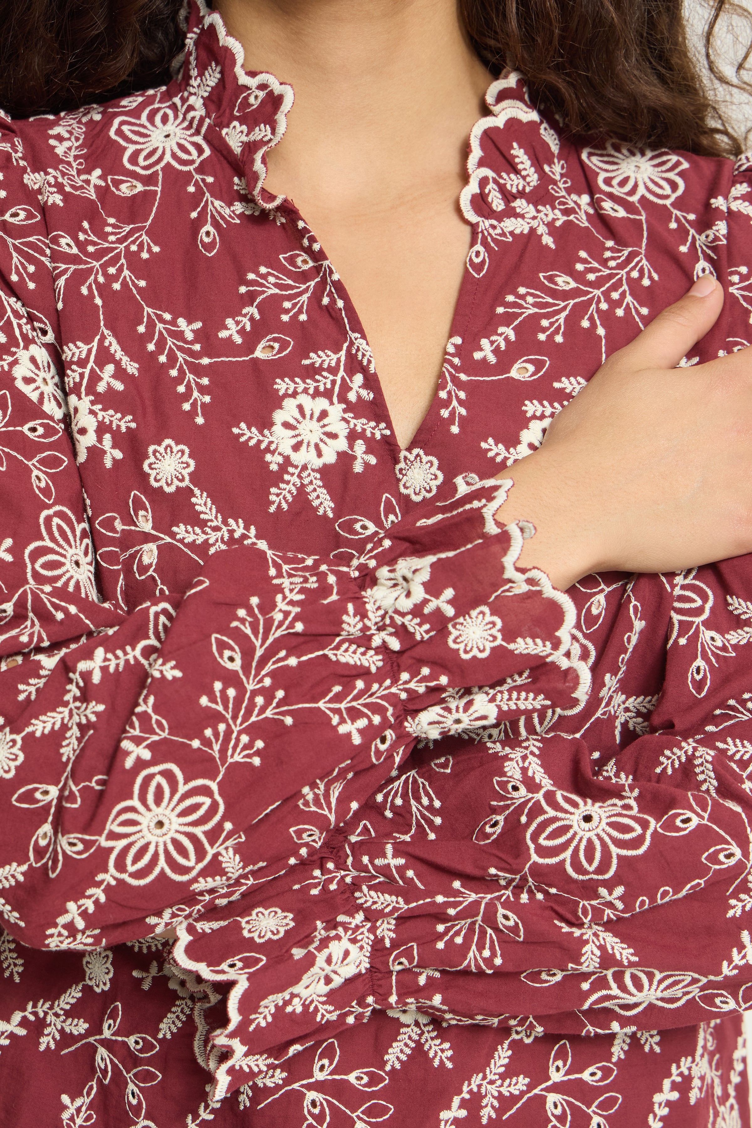 Finley Blouse (Wine)
