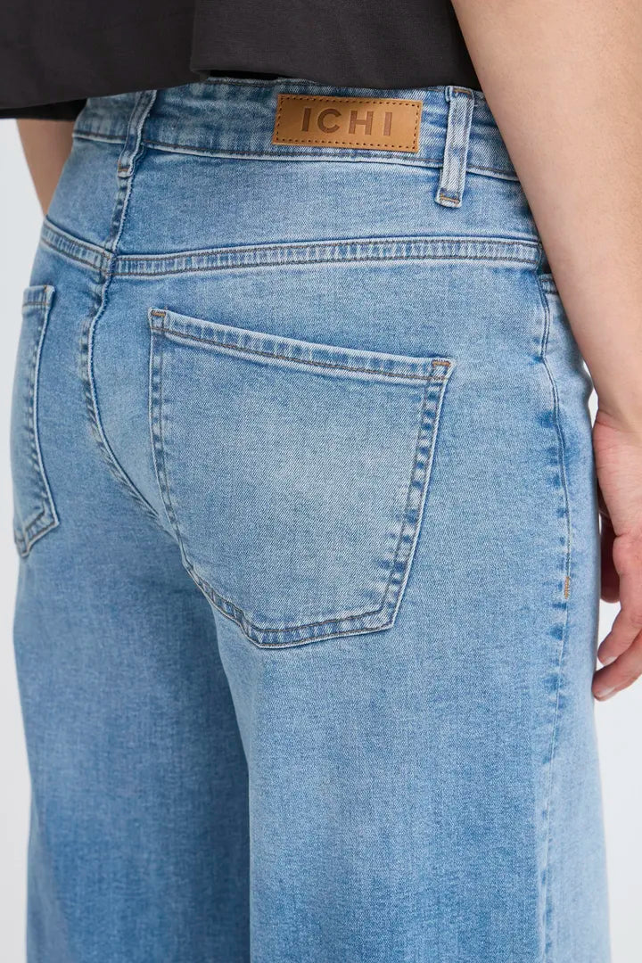 Imogen Wide Leg Jeans (Light Blue/Leg 32")