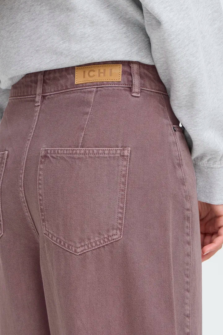 Leah Barrel Leg Jeans (Ruby Wine)