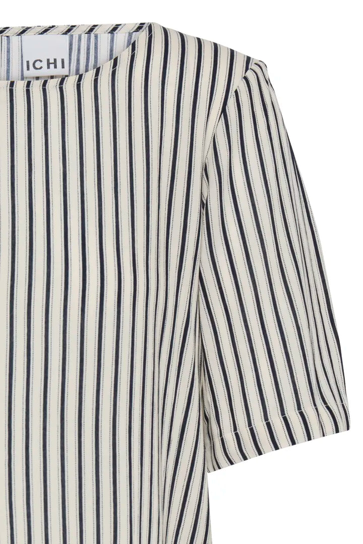 Leonie Top (Total Eclipse)