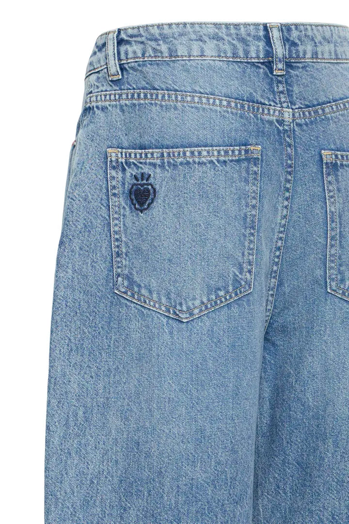 Baven Barrel Leg Jeans (Medium Blue)