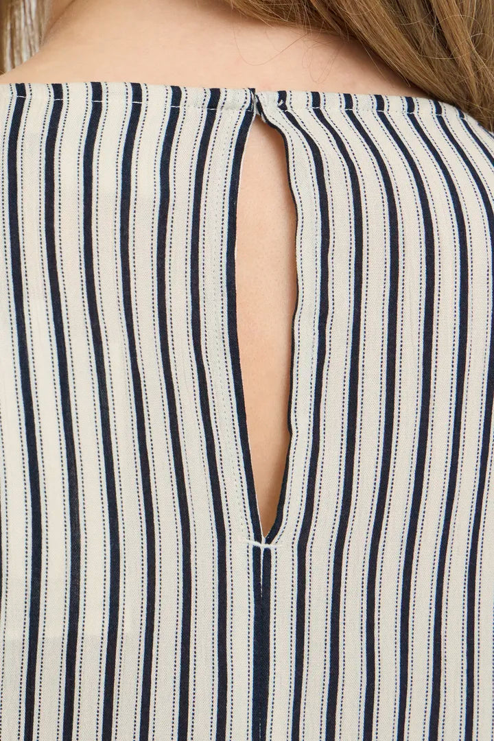 Leonie Top (Total Eclipse)