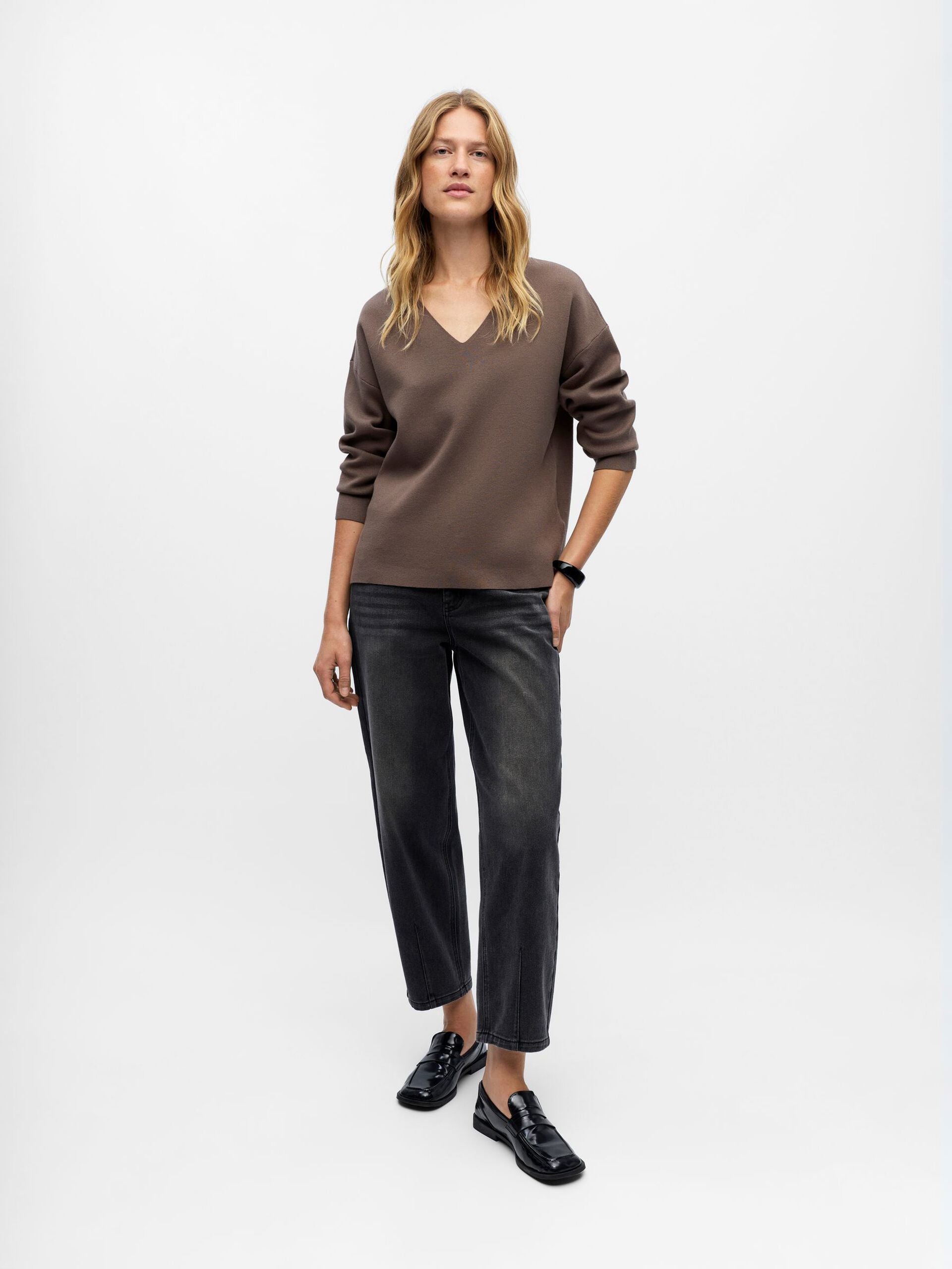 Rayna V-Neck Jumper (Morel)