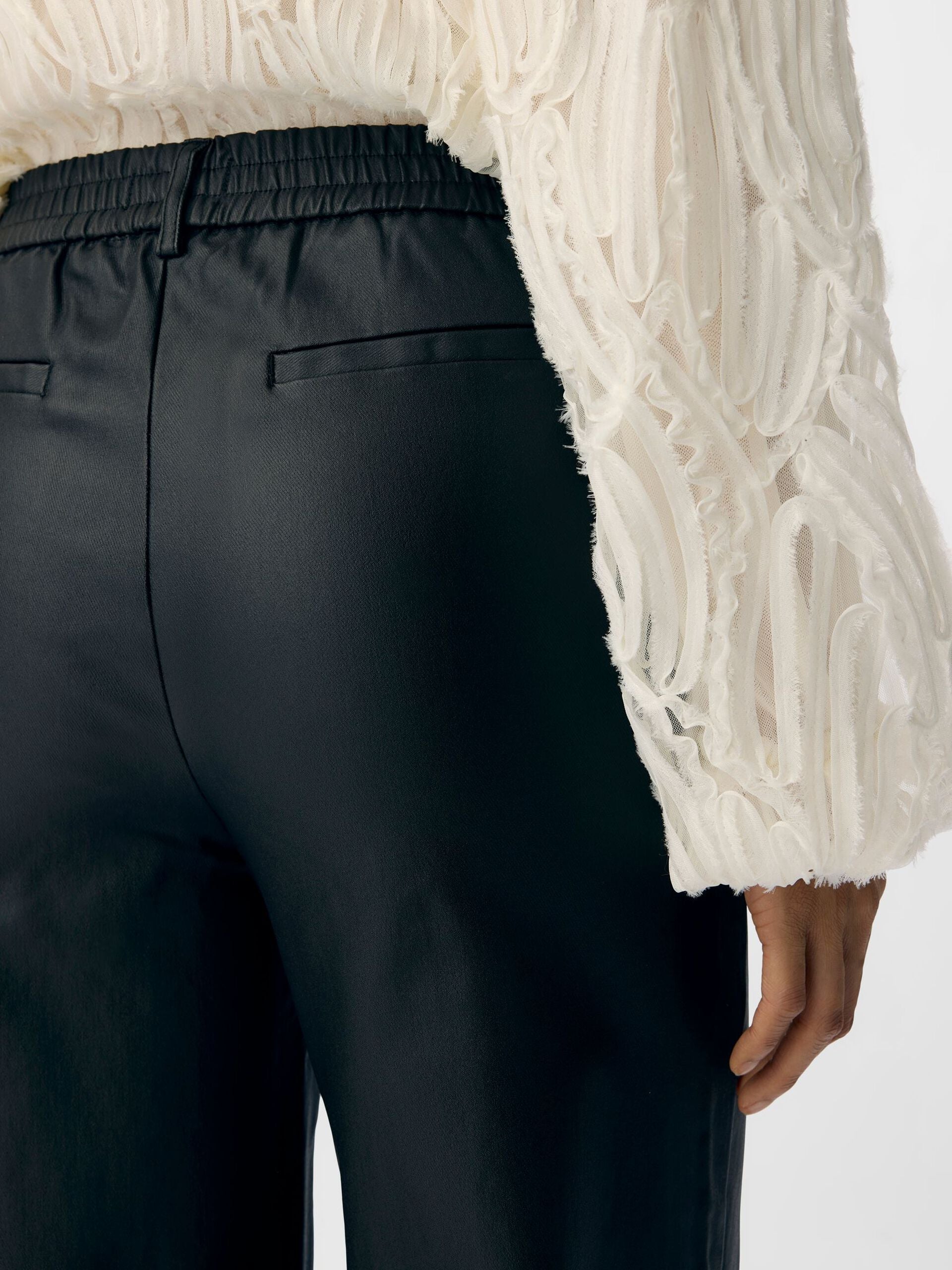 Mel Coated Wide Leg Pants (Black)