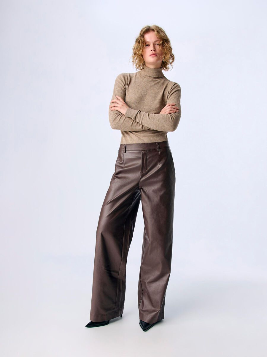 Mel Coated Wide Leg Pants (Seal Brown)