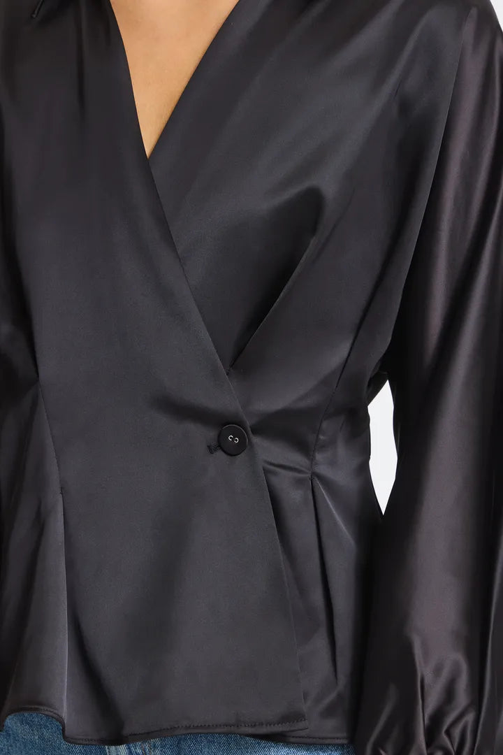 Ruth Shirt (Black)