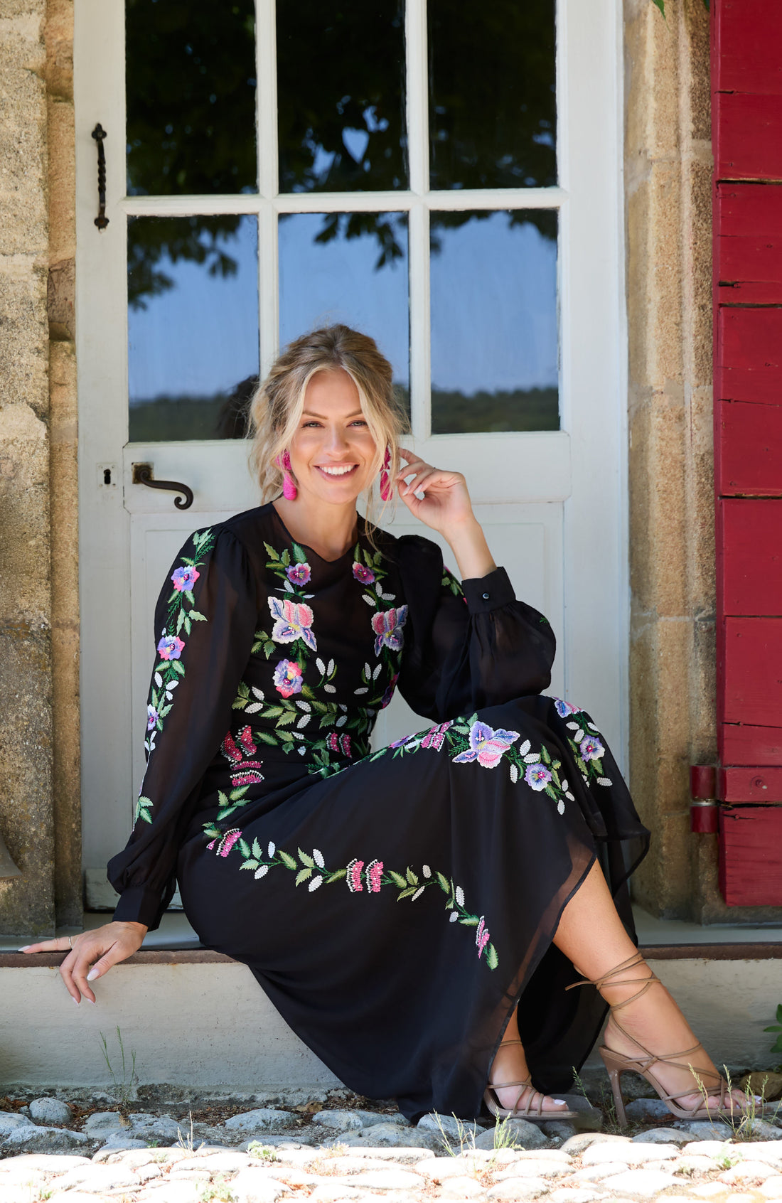 The Beth Midi Dress (Black)