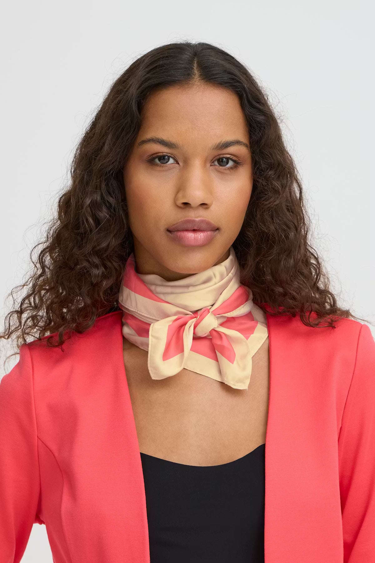 Ally Neck Scarf (Teaberry)