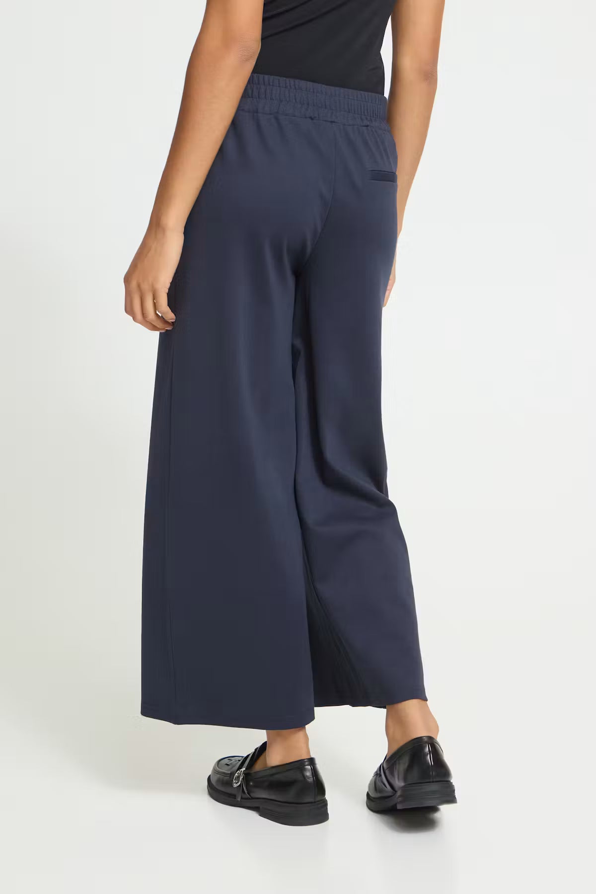 Kate Cropped Wide Leg Pants (Total Eclipse)