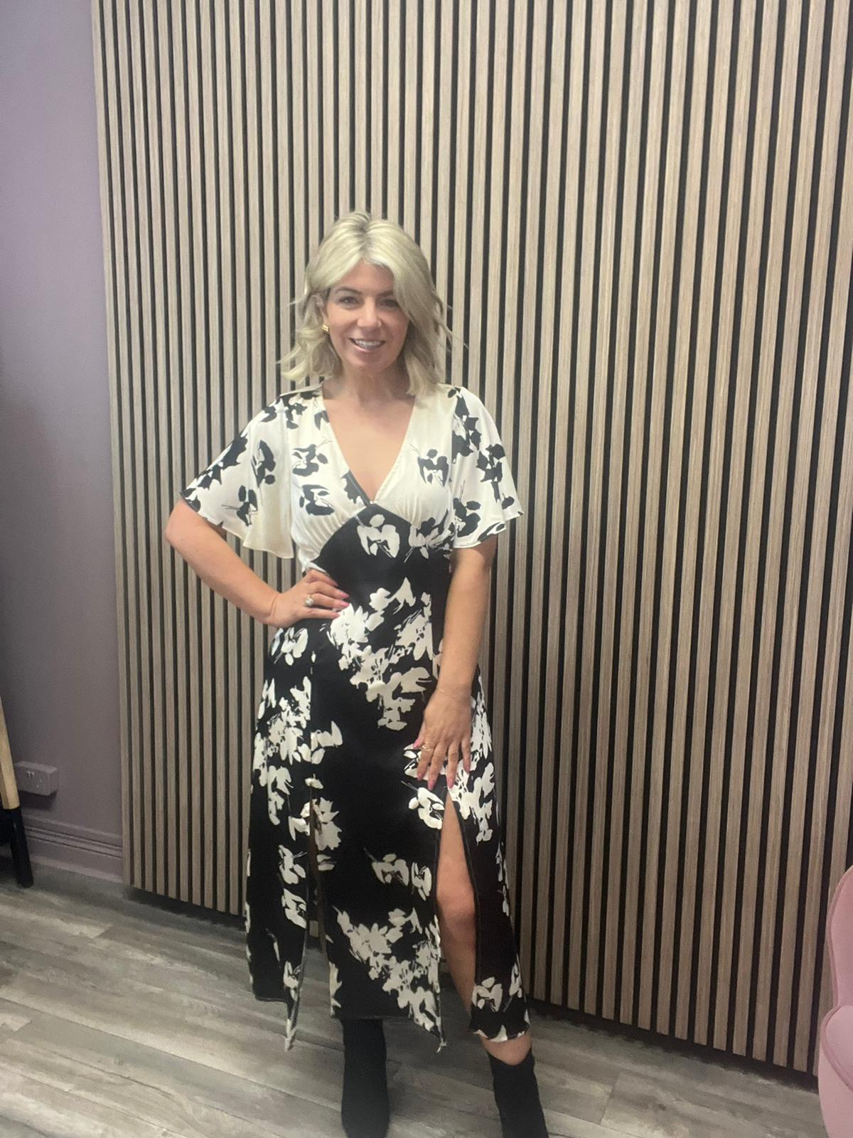 LEVI ANGEL SLEEVE SPLIT LEG MIDI DRESS (MONOCHROME)