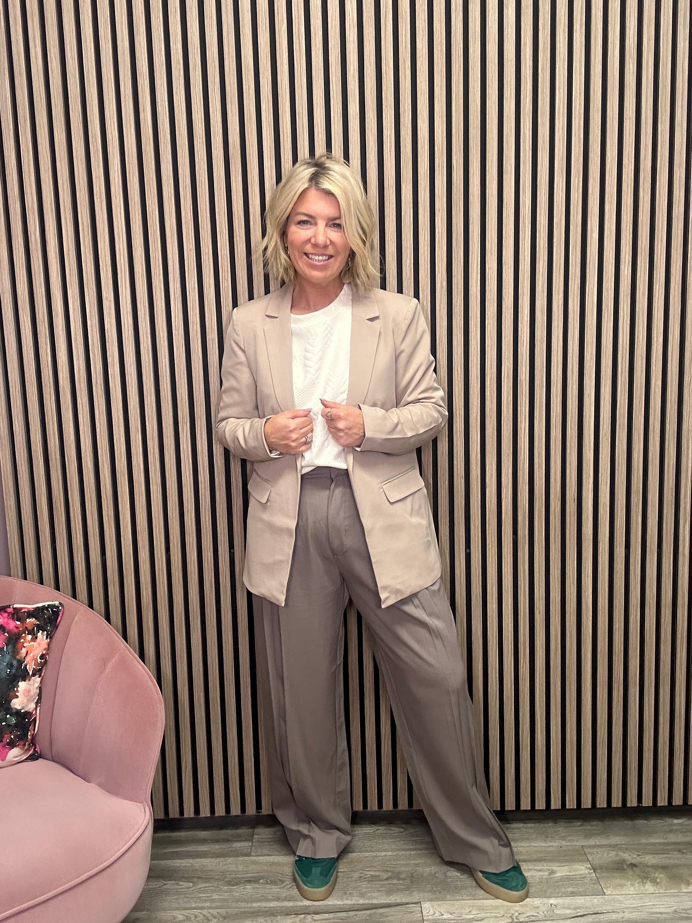 Belinda Blazer (Silver/Mink)