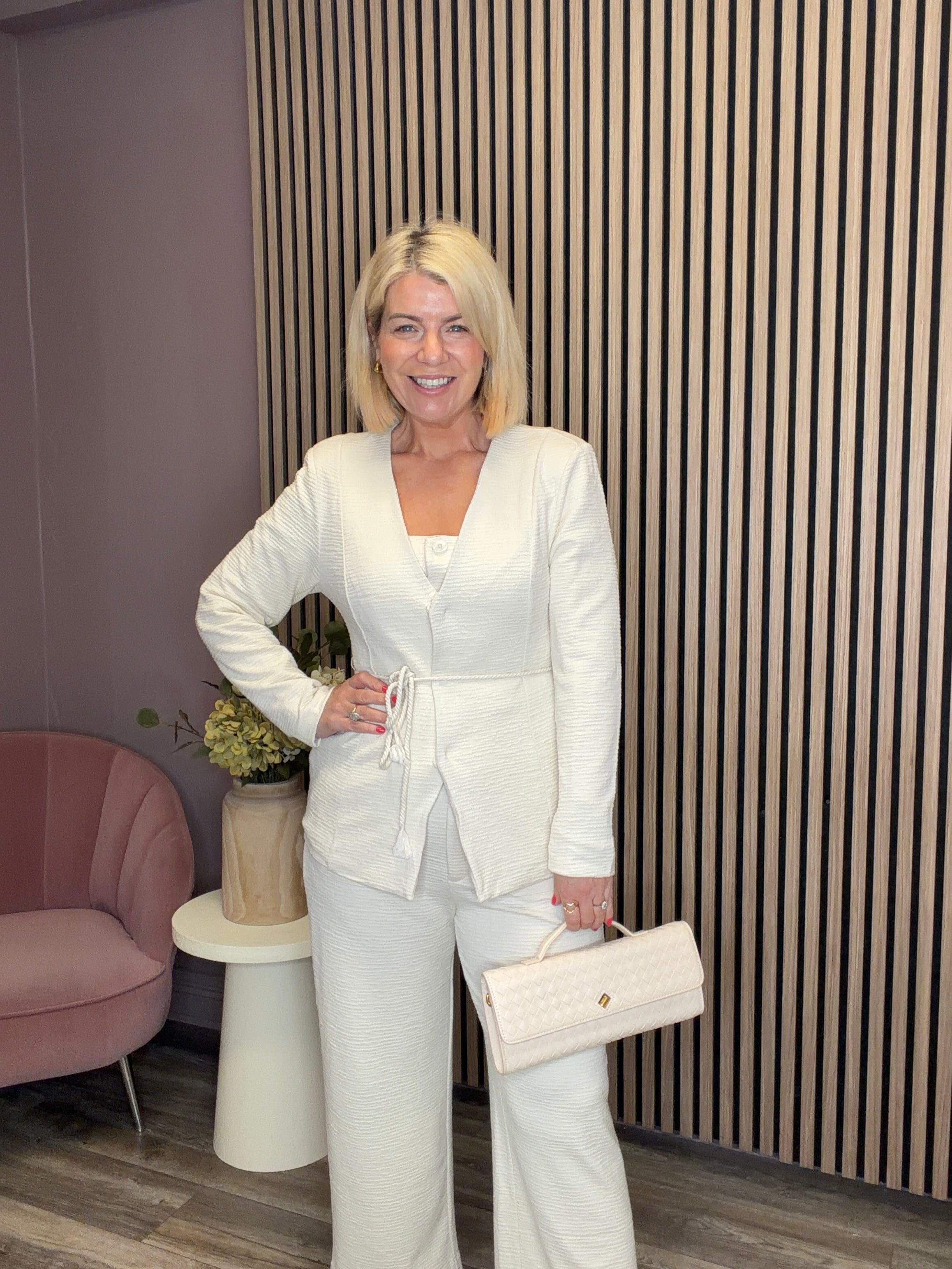 Uma Blazer (Almond Milk)