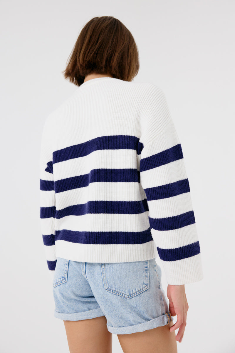 Cloee Jumper (White/Navy)