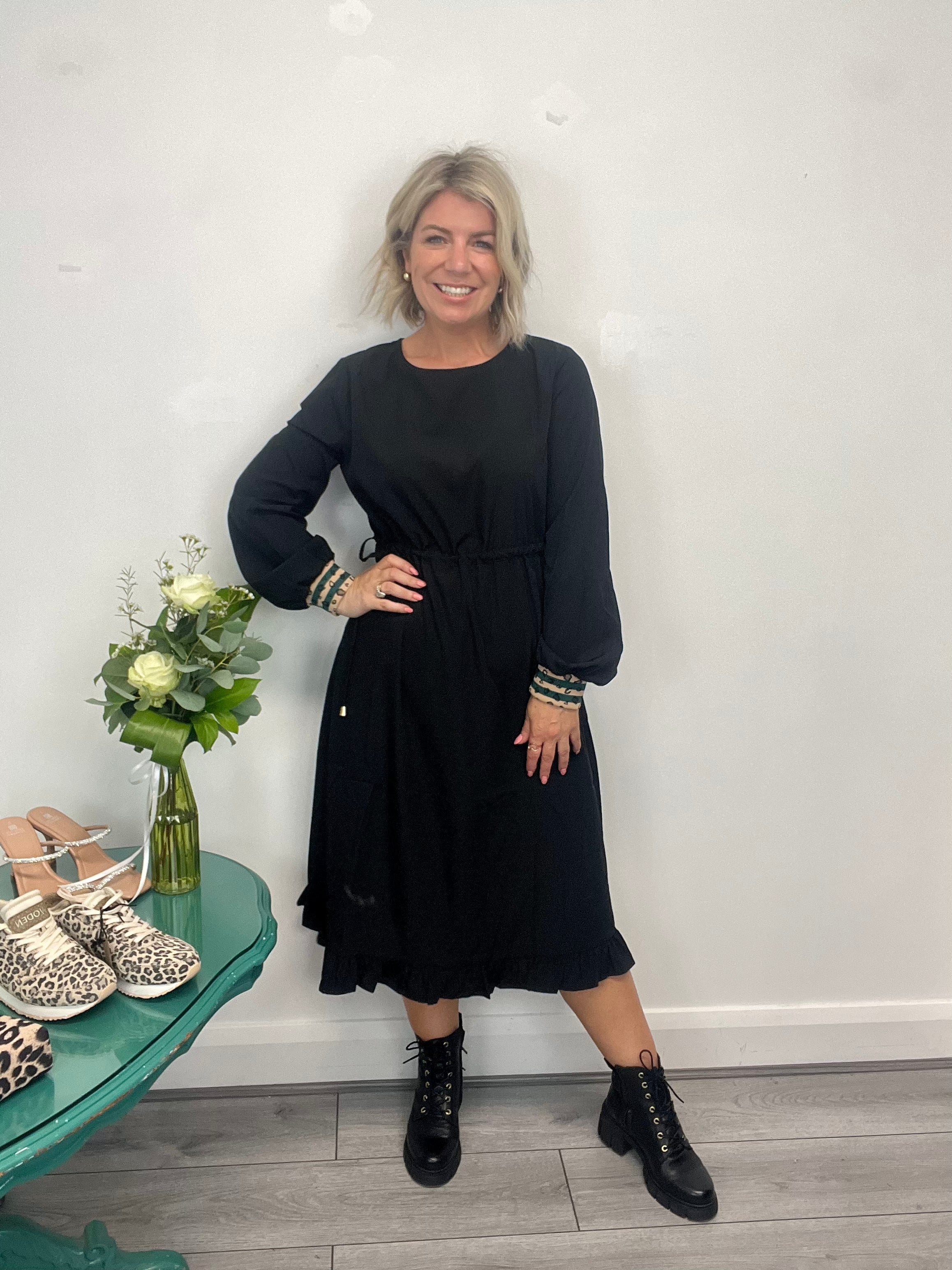 Erin Drawstring Midi Dress (Black)