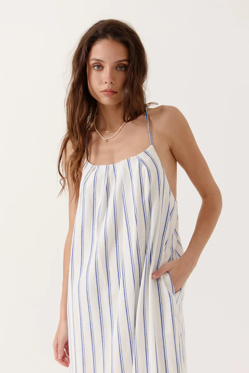 Eryssia Dress (White)