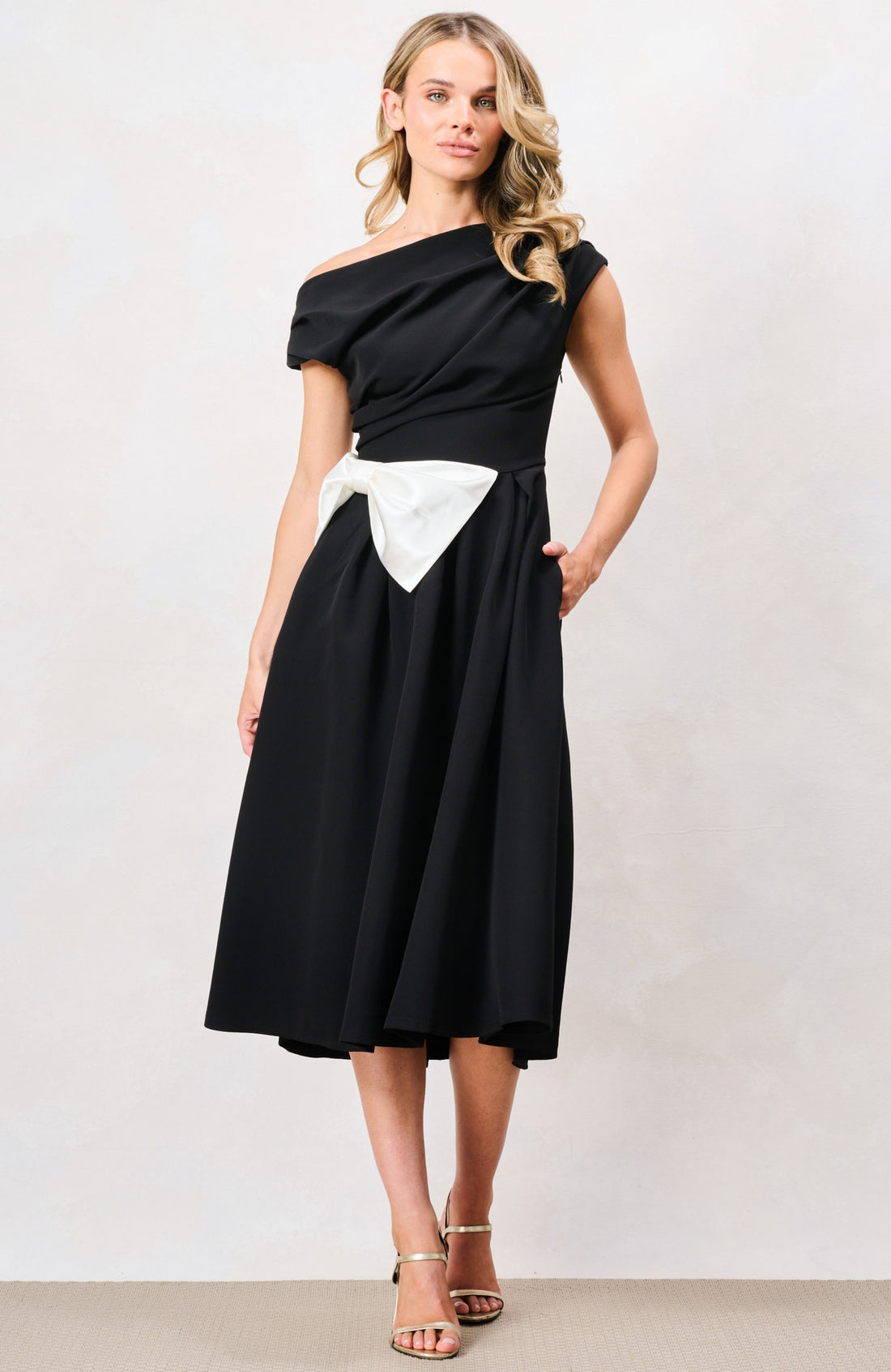 The Natalie Midi Dress (Black)
