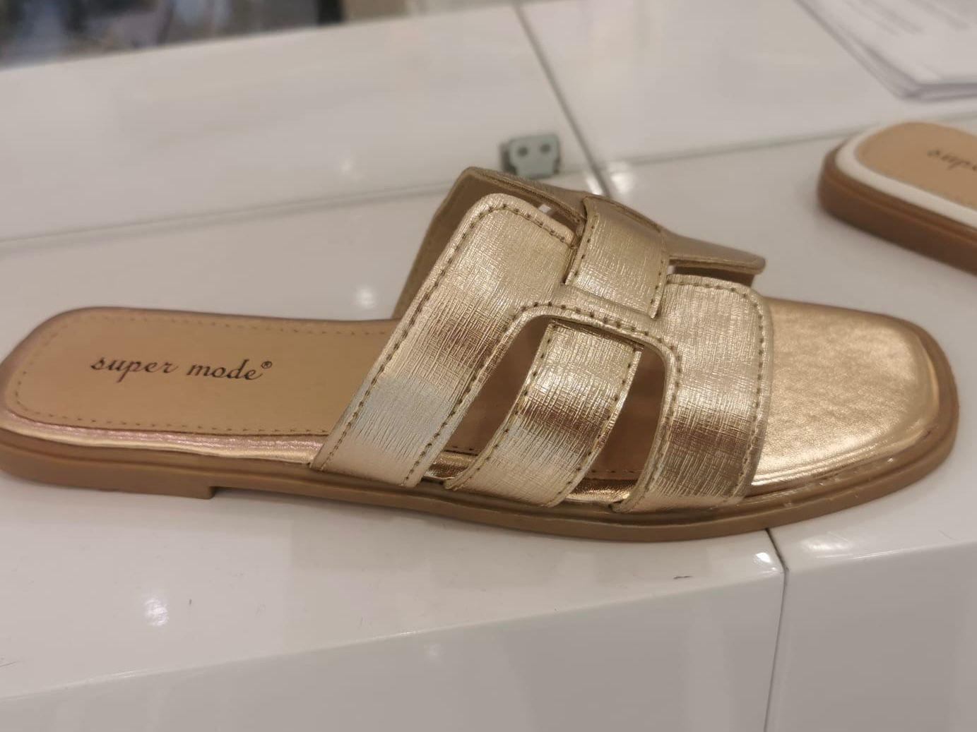 Claudette Flat Sandal (Gold)