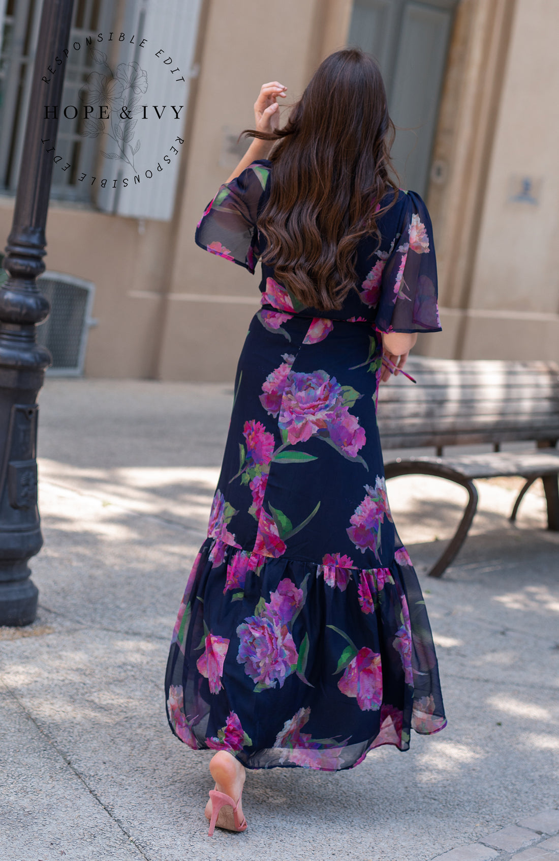 THE ASHIA FLUTTER SLEEVE MAXI WRAP DRESS (NAVY/PINK) CURVE