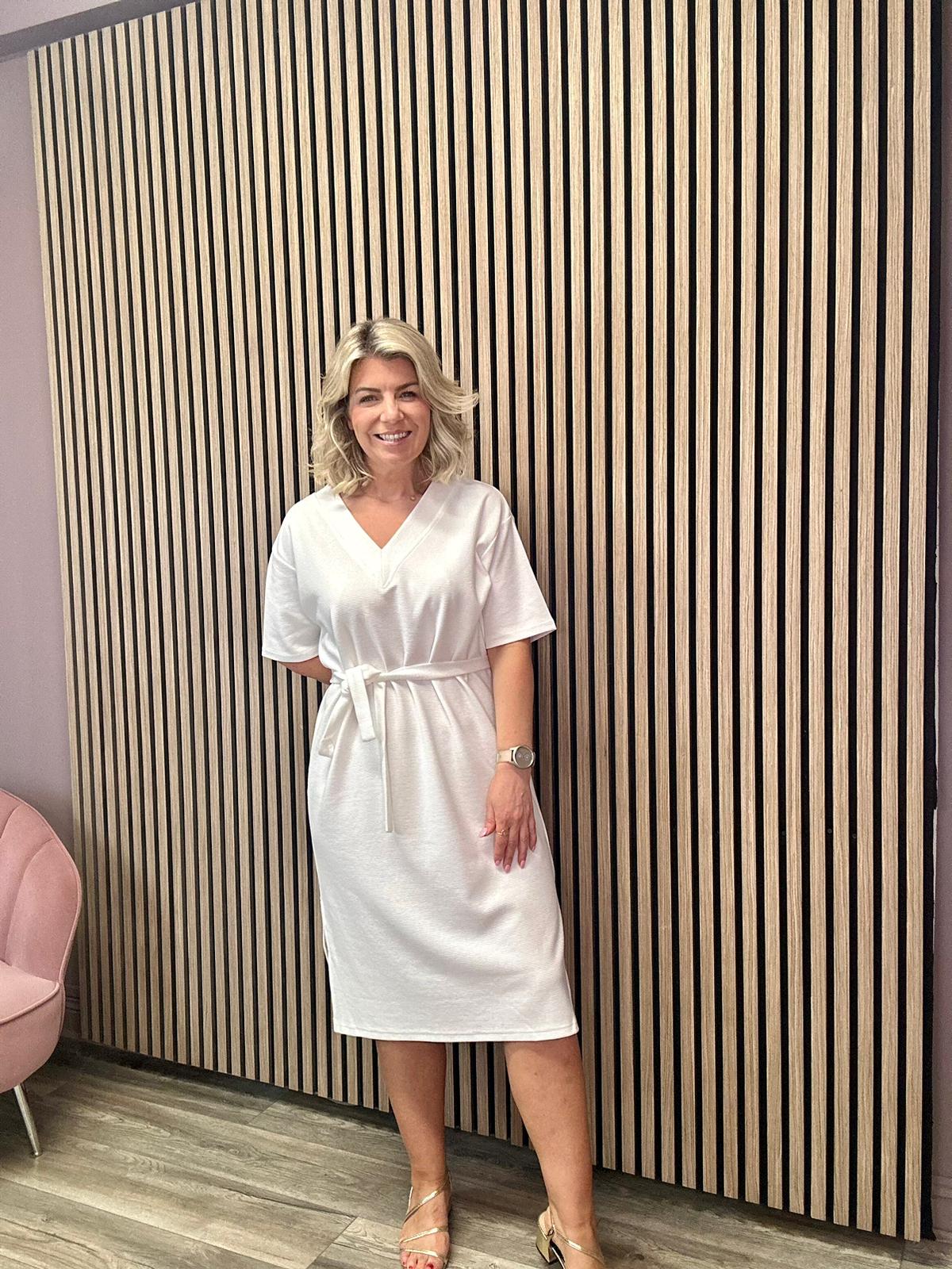 Leila Short Sleeve Dress (Cloud Dancer)