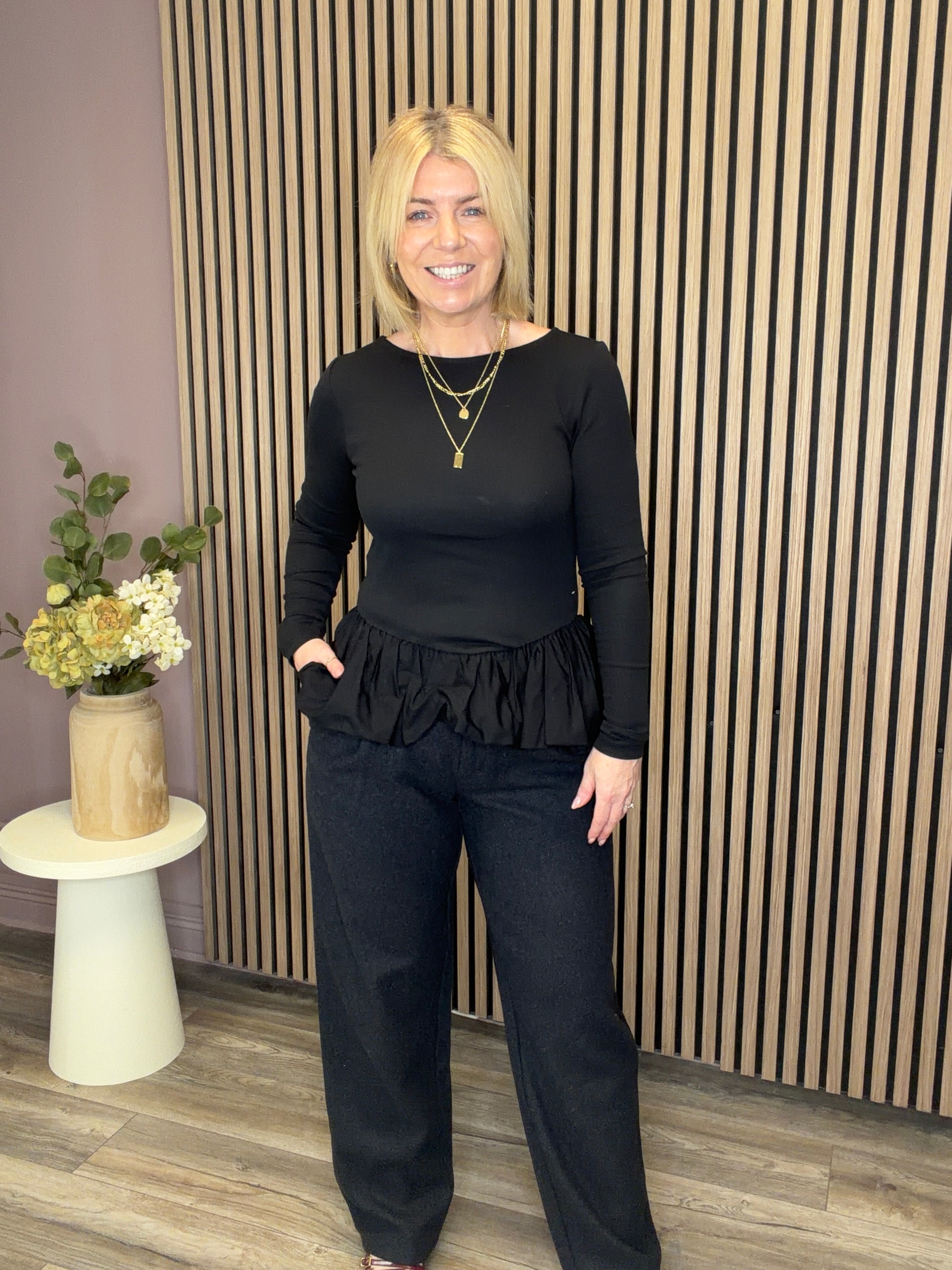Fera Top (Black)
