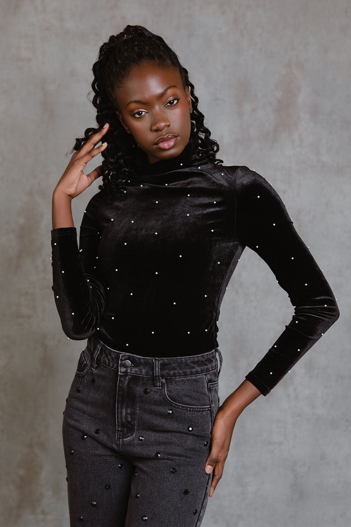 Bella Pearl Top (Black)