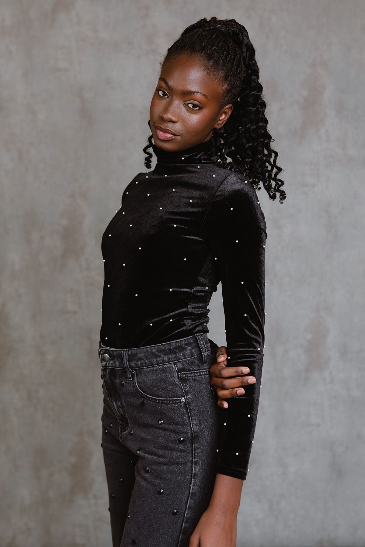 Bella Pearl Top (Black)