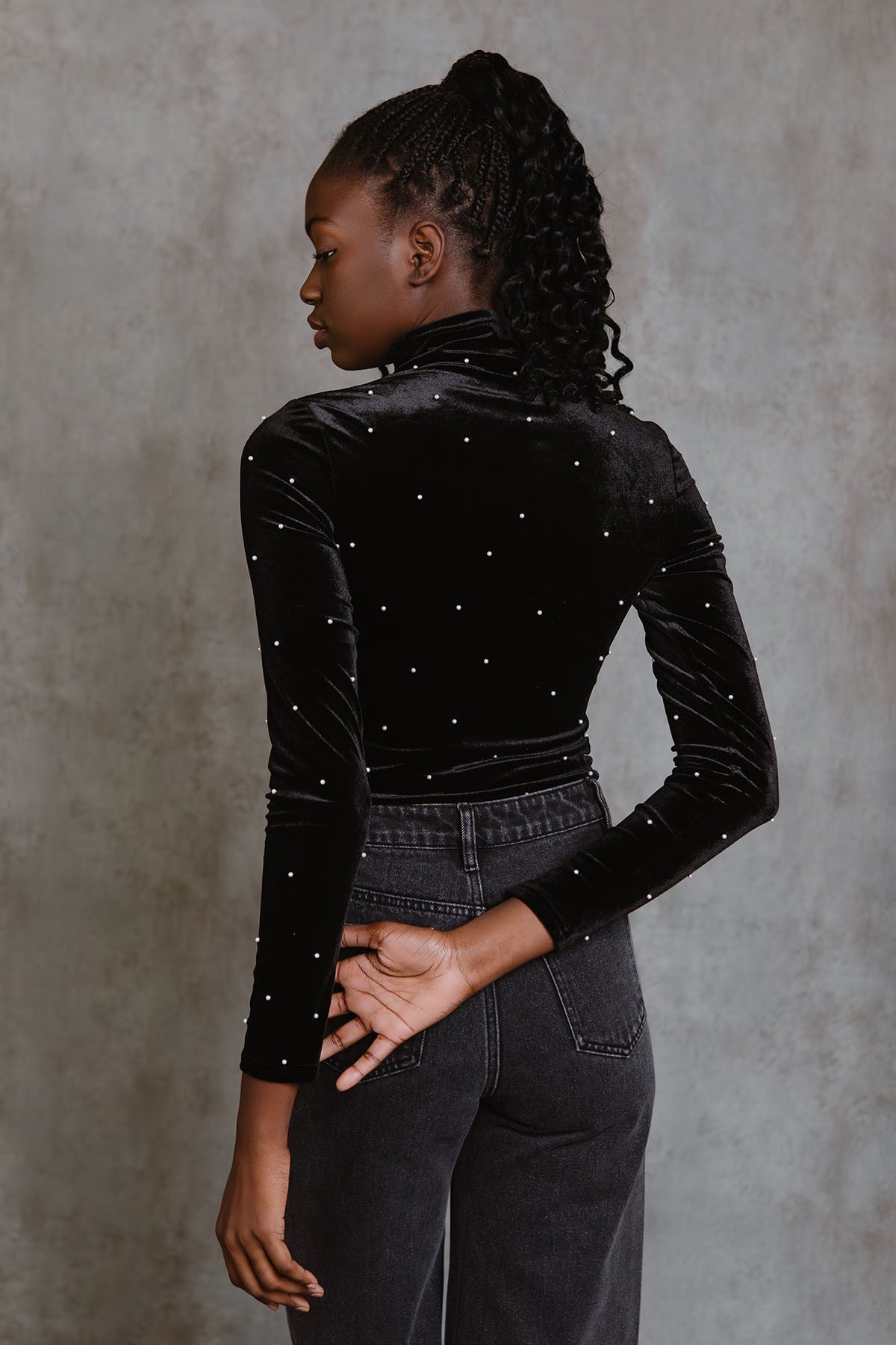 Bella Pearl Top (Black)