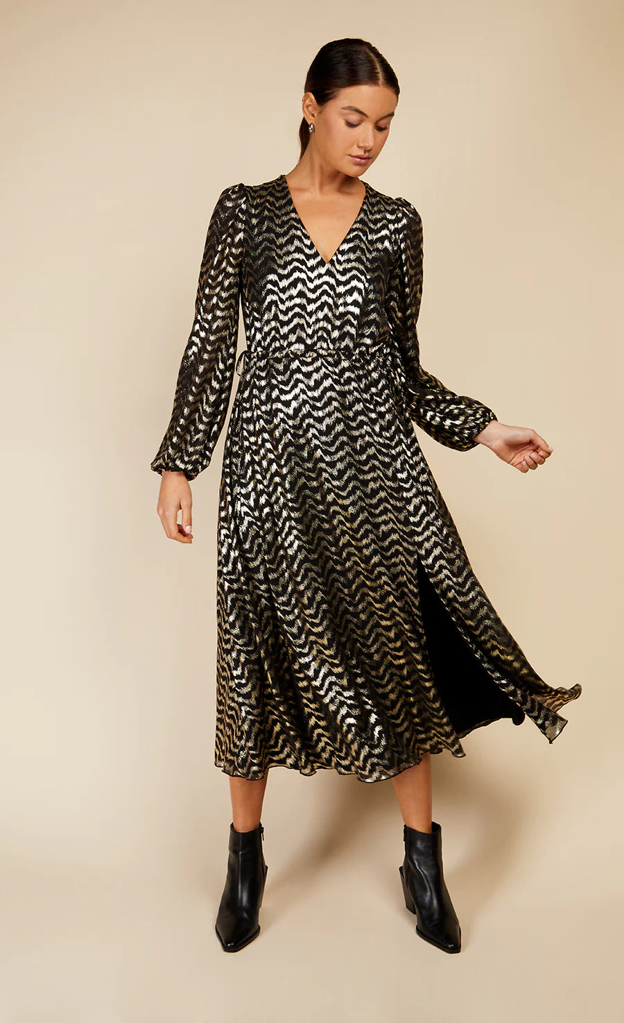 VEDA BLACK FOIL PRINT DRESS (BLACK/GOLD