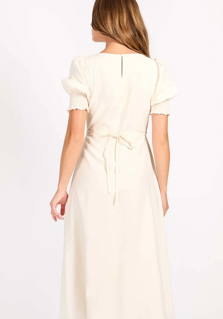 Callie Keyhole Midaxi Dress (Cream)