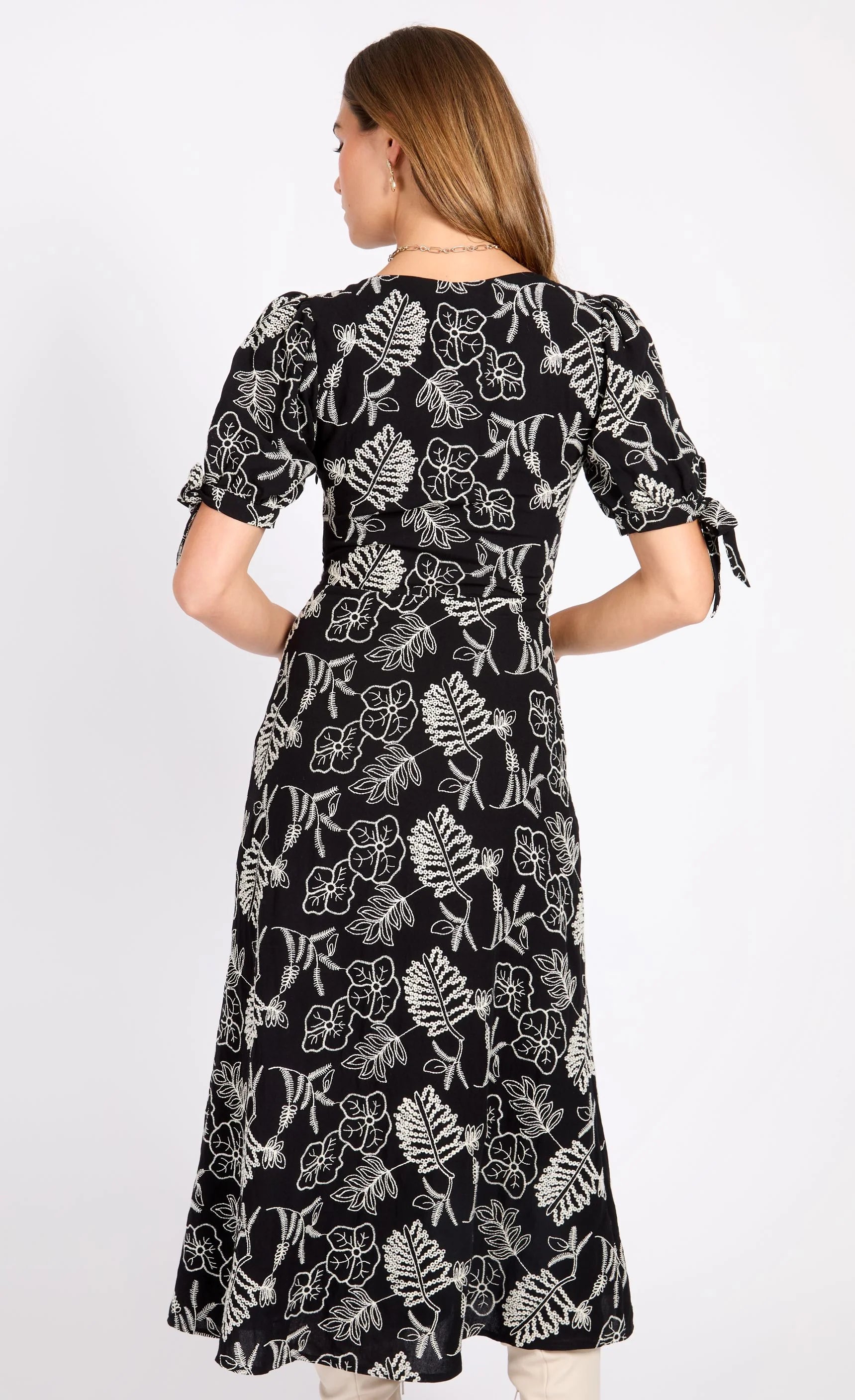 Lizzie Embroidered Midaxi Dress (Black/White)