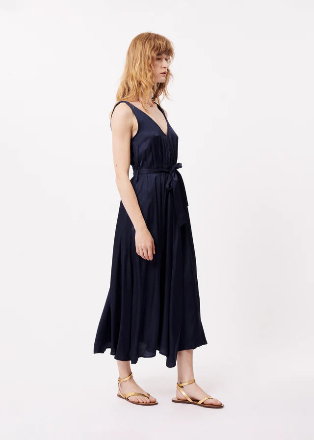 ACHOUAK SLEEVELESS MIDI DRESS (NAVY)