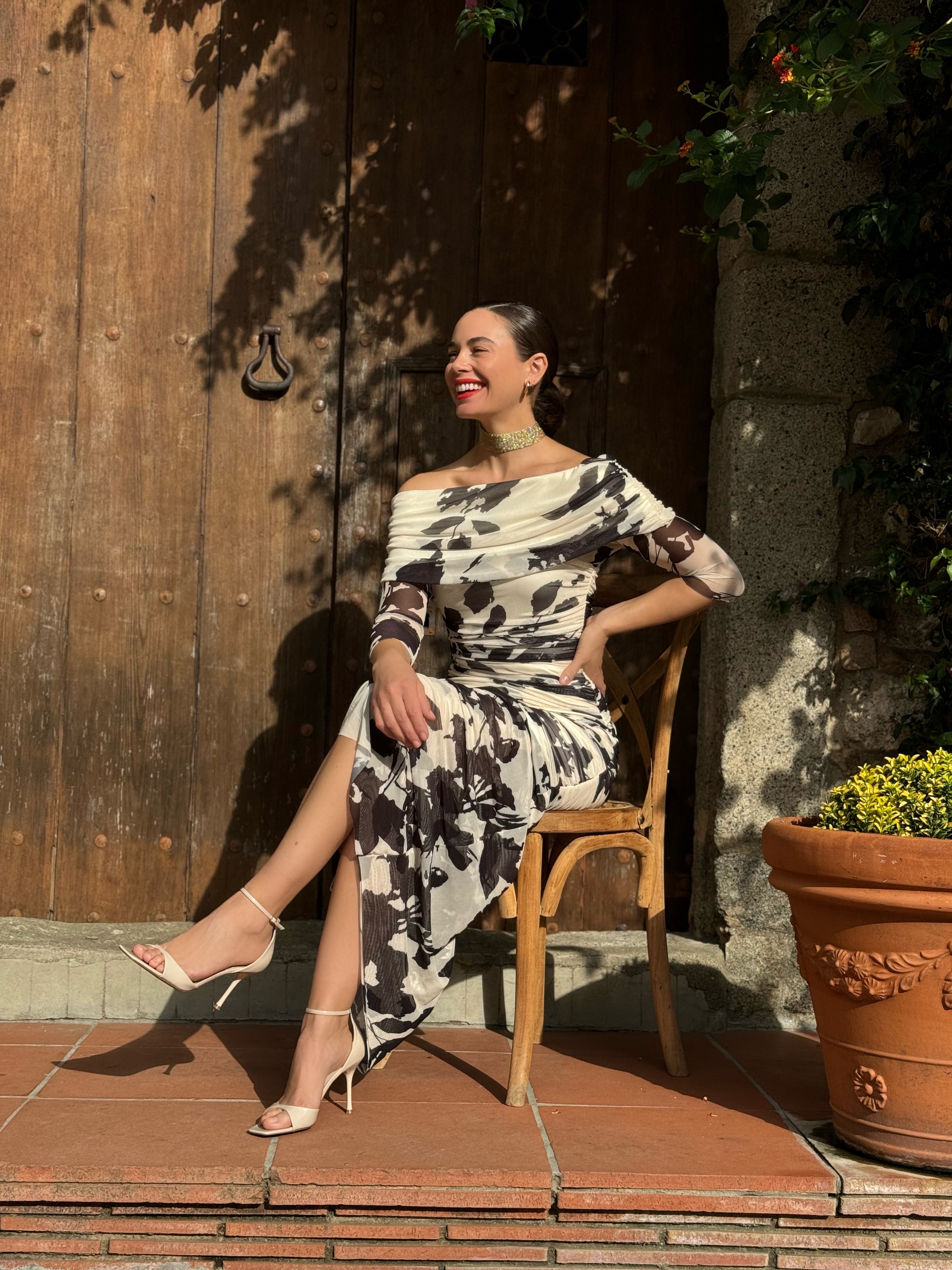 Gabrielle Bardot Midi Dress (Cream/Black)