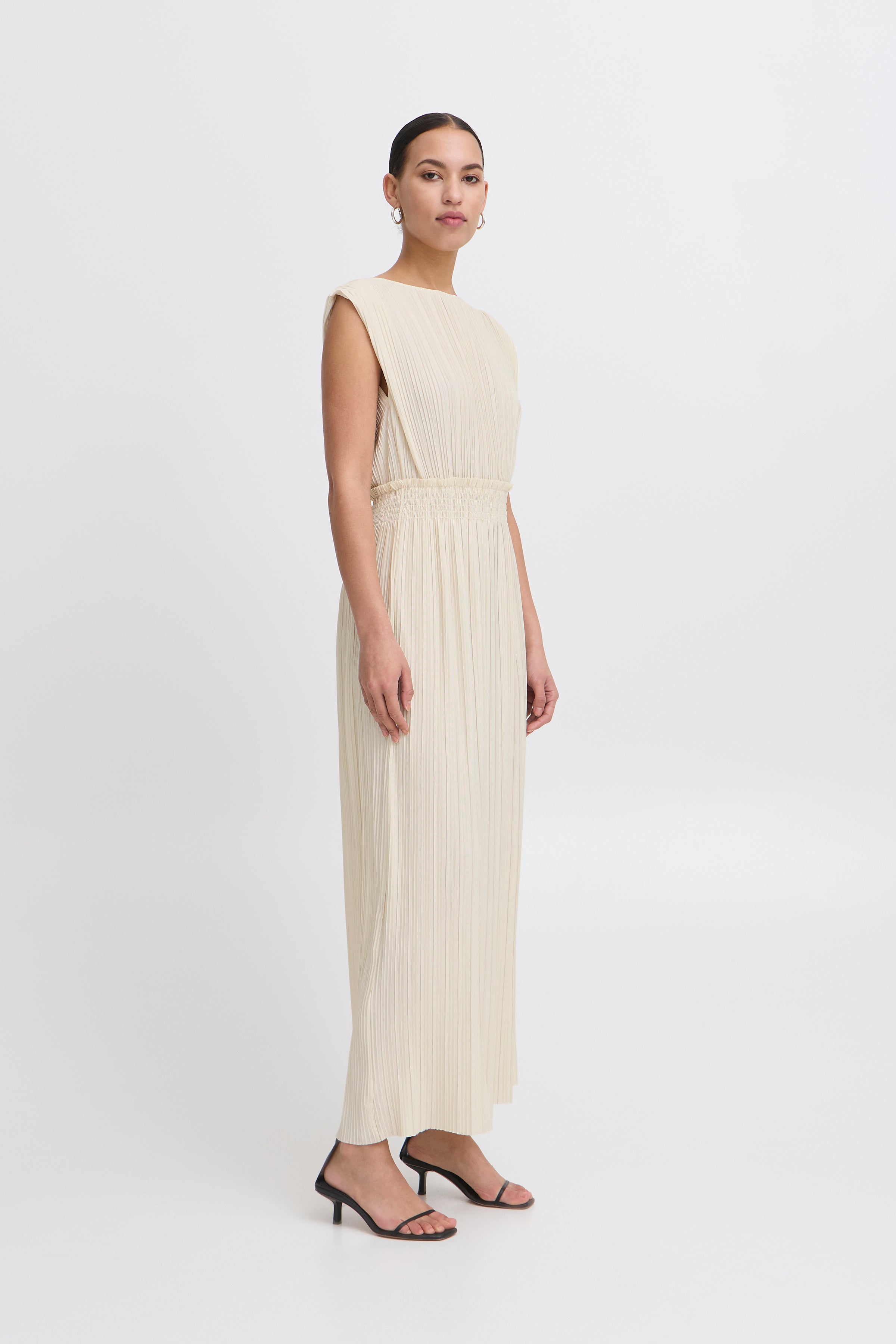 Yvette Sleeveless Maxi Dress (Birch)