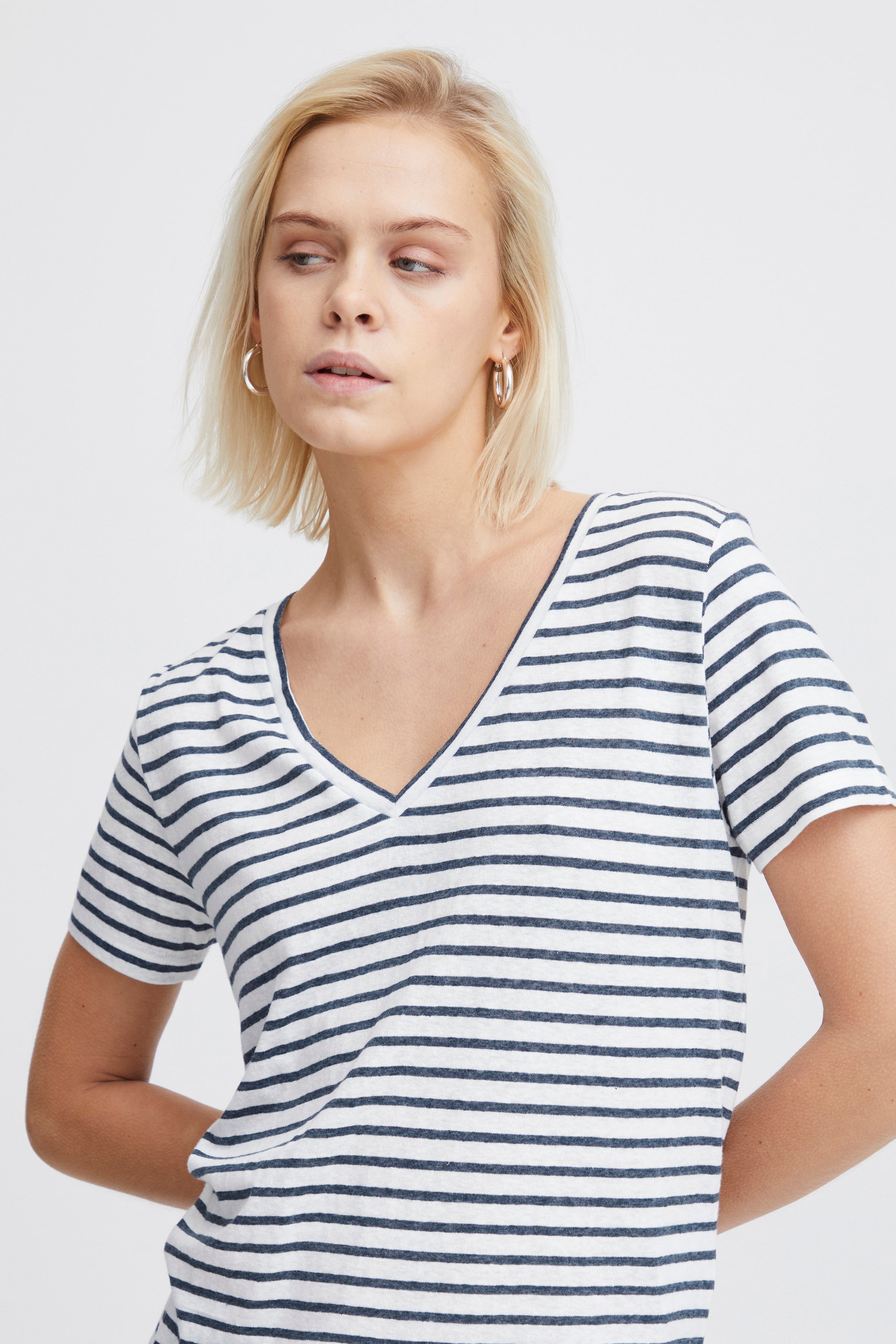 LIETTA T-SHIRT (TOTAL ECLIPSE STRIPE)