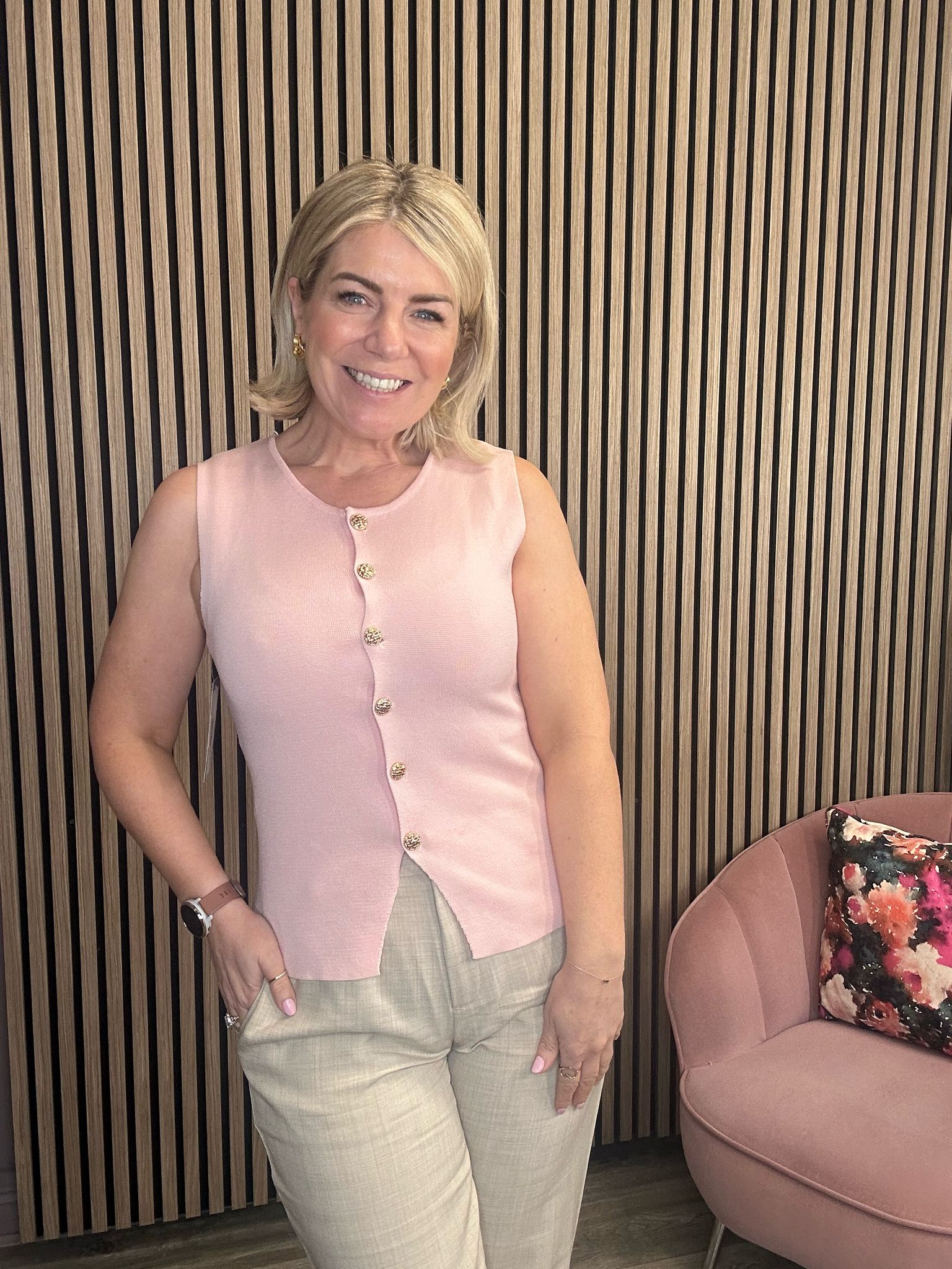 Angie Sleeveless Knit Top (Pink)