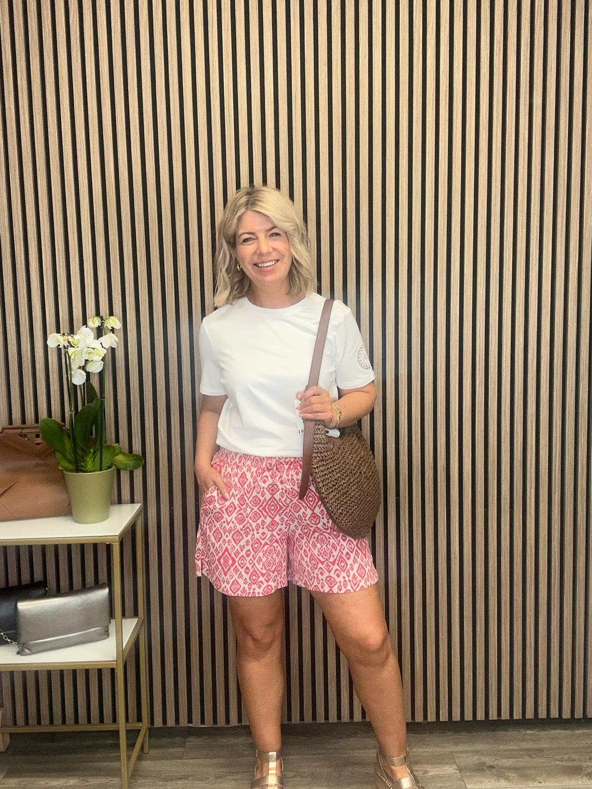 Lane Shorts (Geranium Diamond)