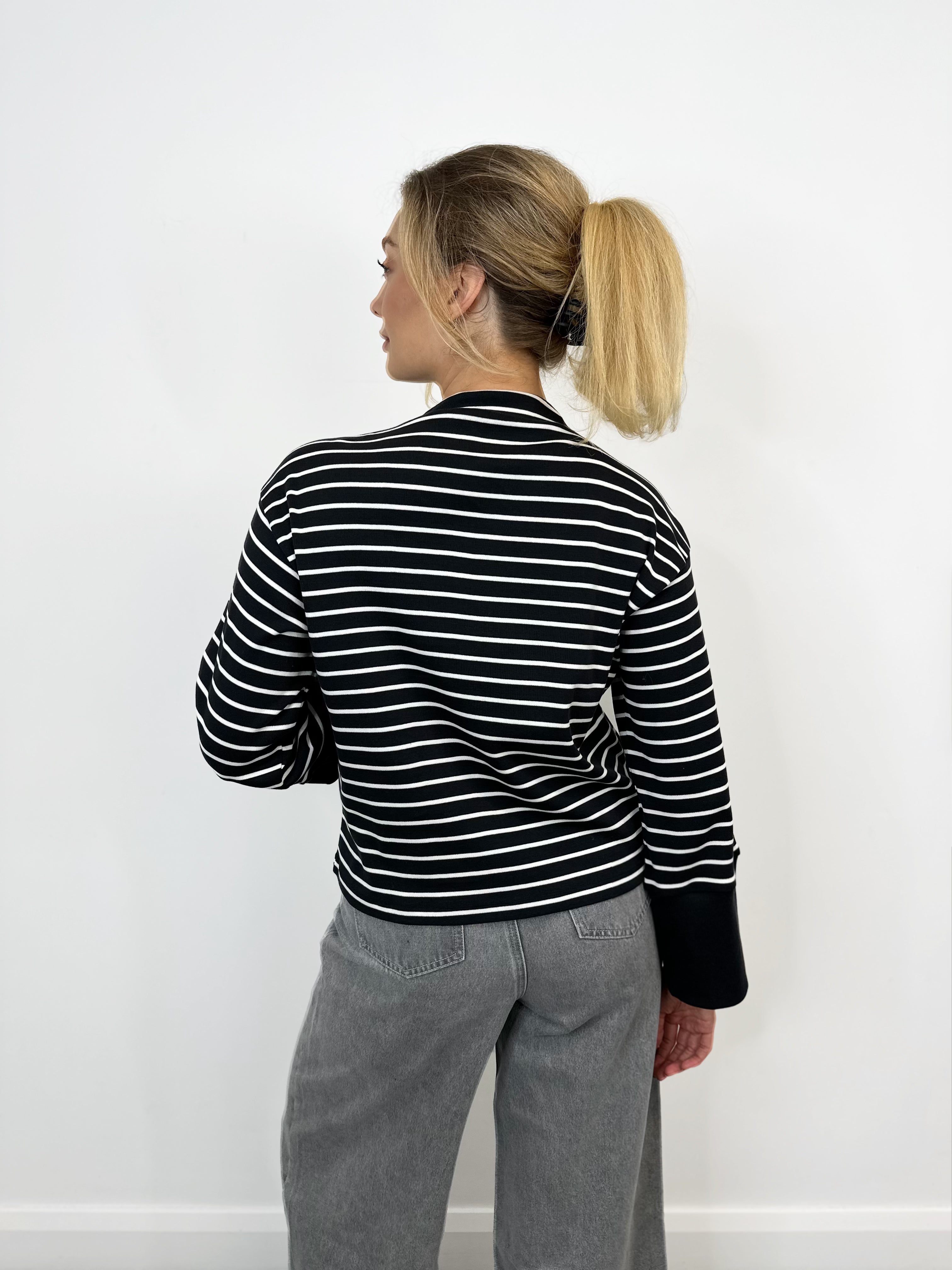 Melanie Funnel Neck Jumper (Black Beauty/Snow White)